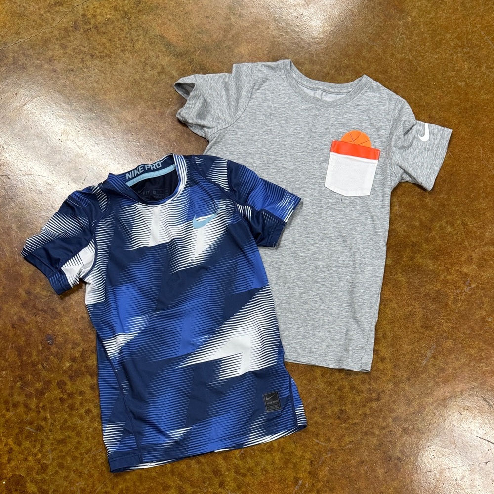 Nike Pro Blue Patterned and Gray T-Shirts Sz S